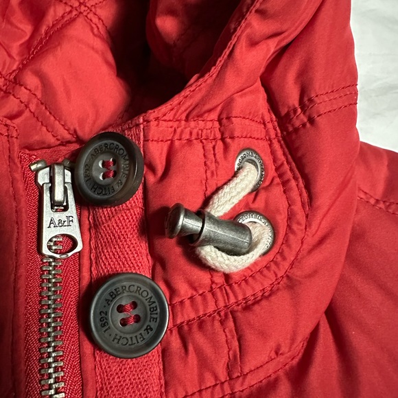 Abercrombie & Fitch vest - Picture 7 of 9